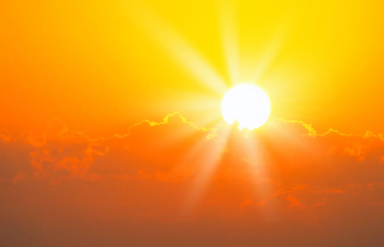 Brilliant sunrise over clouds in Iowa. (Credit: Paul Orr via Shutterstock)