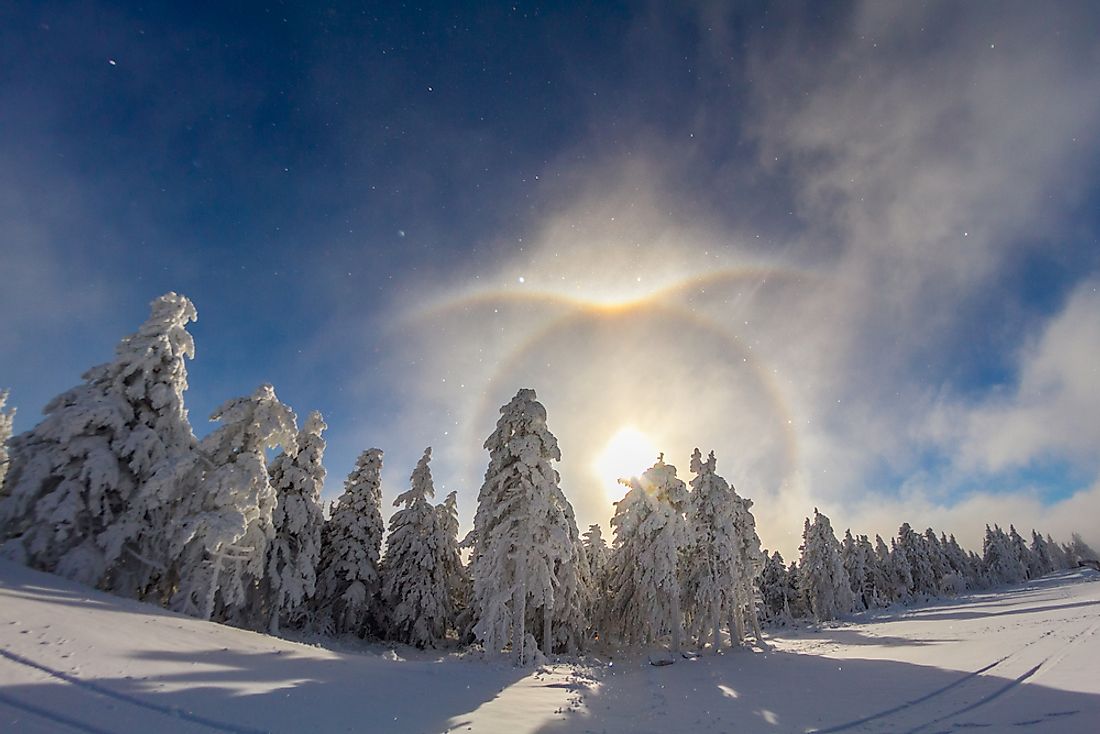 Diamond dust is most common in frigid temperatures. 