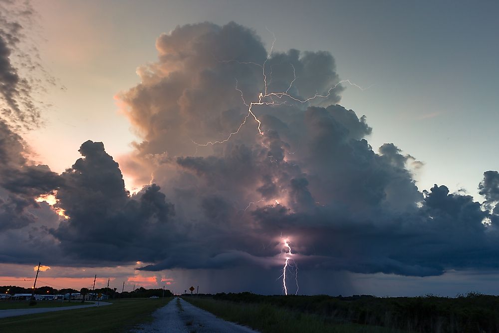 Florida an average of 1.45 million lightning strikes each year.