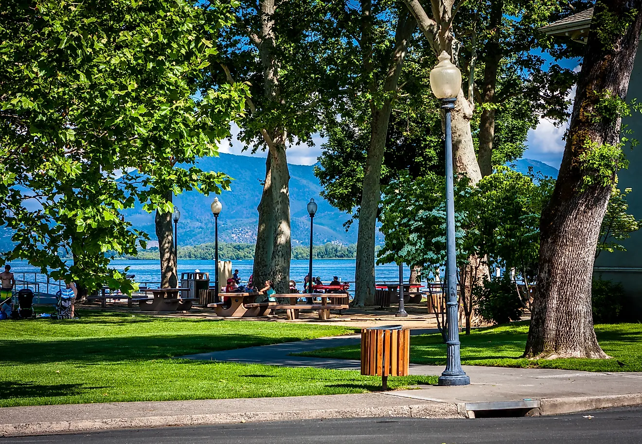 Town of Lakeport by Clear Lake. Image credit: Aneta Waberska via Shutterstock.