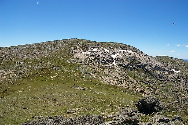 Mount Twynam in Australia is the lowest of the Seven Third Summits.