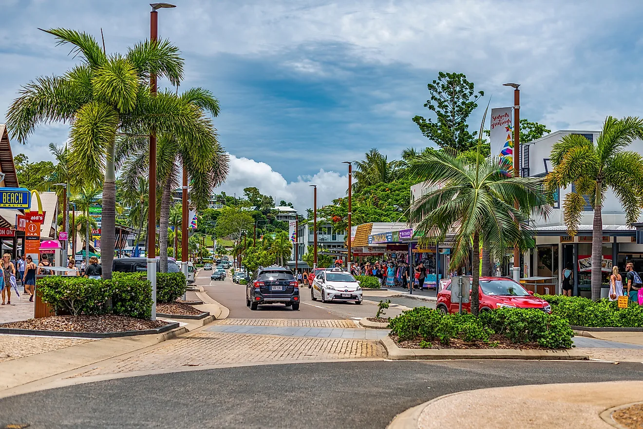 Shute Harbour Road, Airlie Beach, Queensland. Image credit Jen Watson via Shutterstock.