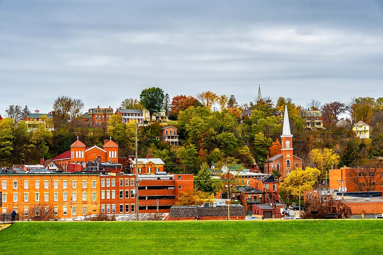 Historical Galena Town view at Autumn in Illinois. Image Credits: Don't go Duzen via Shutterstock