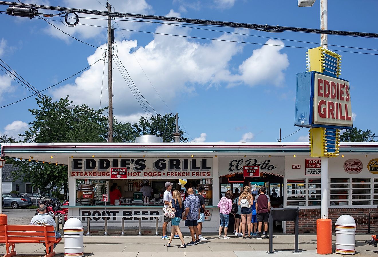 Exterior of Eddie's Grill in Geneva On The Lake, Ohio. Image credit Cavan-Images via Shutterstock