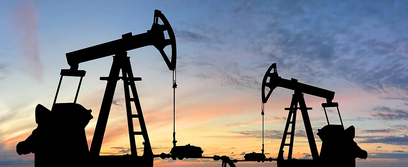 An early portable drilling rig in Midland, Texas. Credit: MillaF/ Shutterstock.com