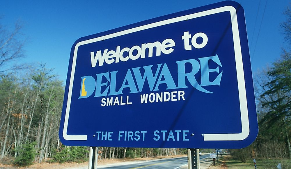 Welcome sign at the Delaware border.