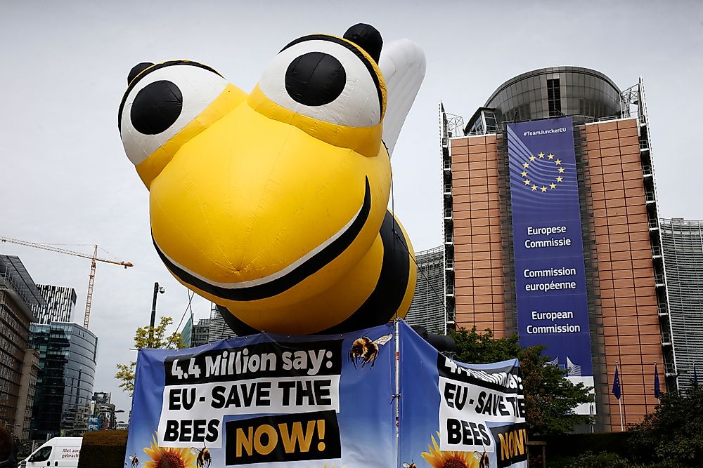 Protests outside the EU Commission office in Brussels, Belgium on April 27, 2018 calling for a ban on neonicotinoid pesticides. Editorial credit: Alexandros Michailidis / Shutterstock.com