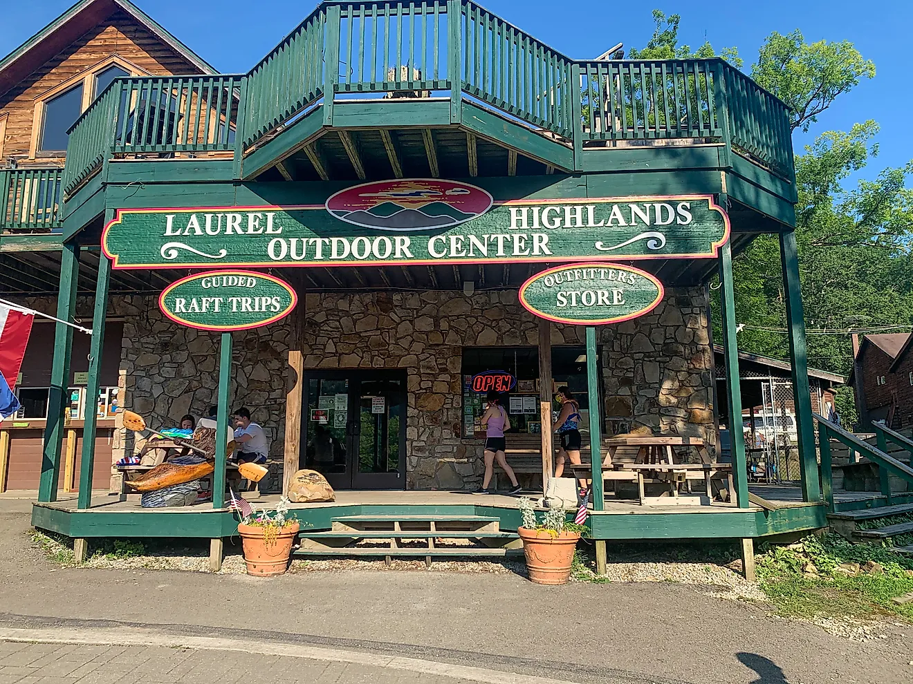 Ohiopyle, Pennsylvania: Store exterior of Laurel Highlands Outdoor Center, via gg5795 / Shutterstock.com
