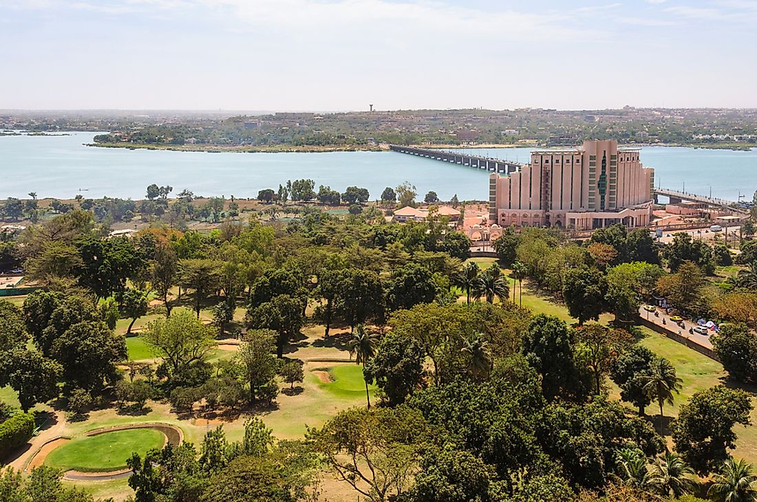 Mali's capital city, Bamako, sits along the Niger River.