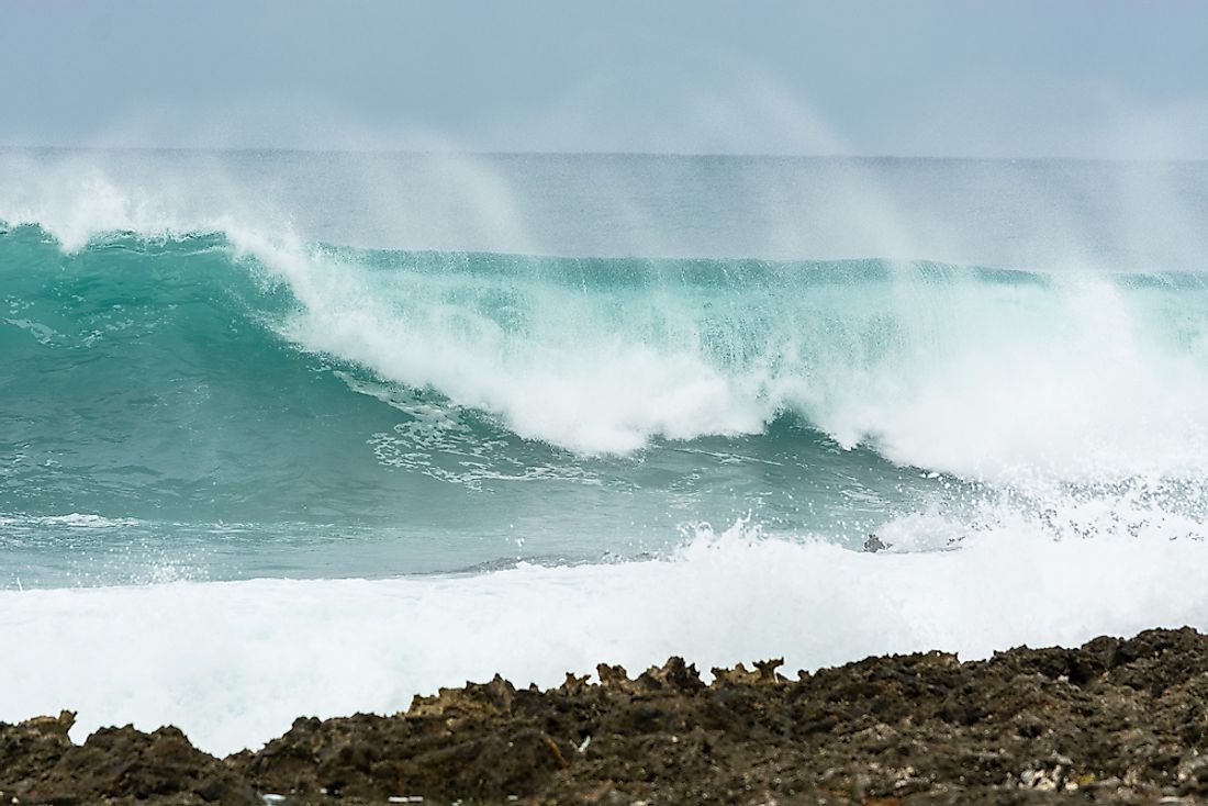 The ocean waves of Gaudeloupe.