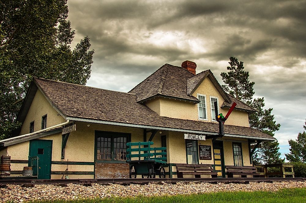 The abandoned railway station in Rowley, Alberta.
