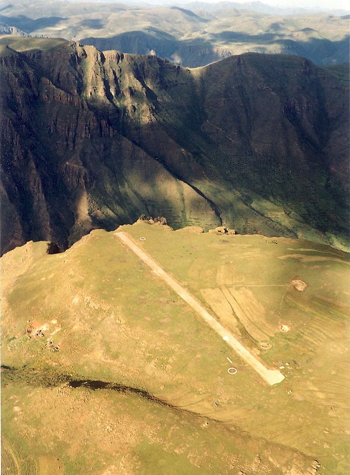 The airstrip at Matekane. Image credit: Tom Claytor/Shutterstock.com