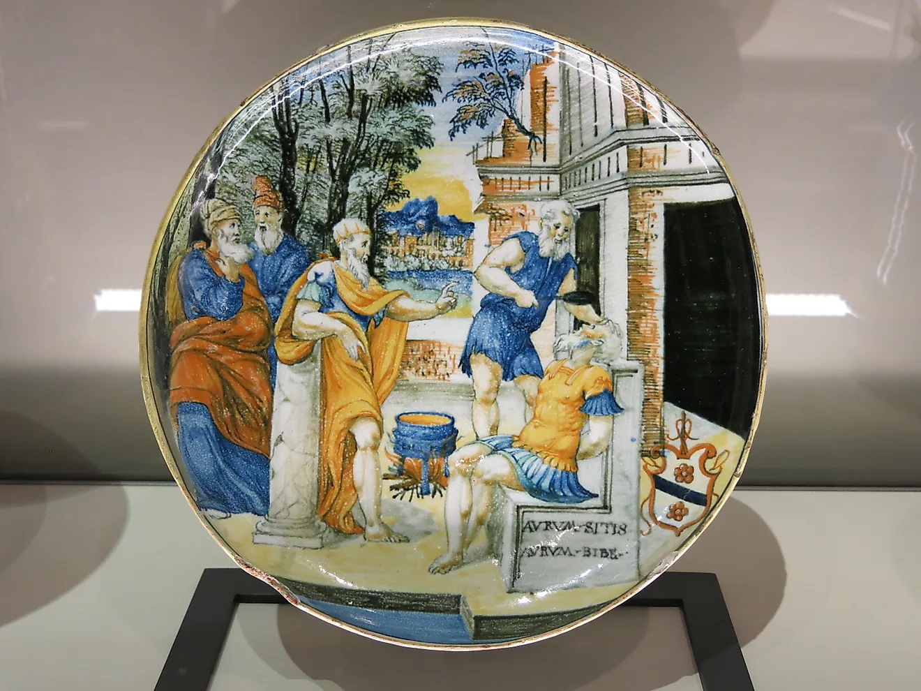 The torture of Crassus. Image credit: Tangopaso, Public domain, via Wikimedia Commons.