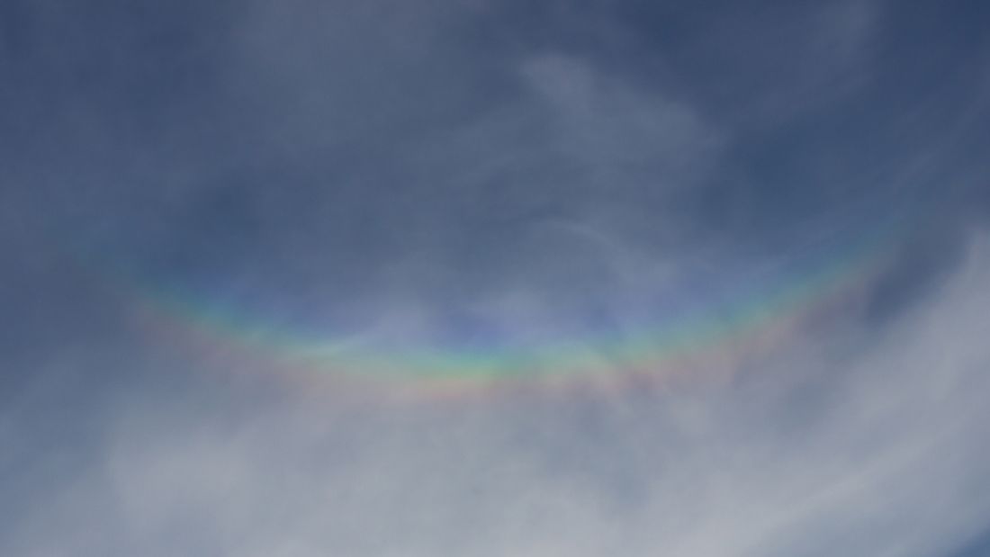 Circumzenithal arcs are usually seen around mid-morning and early evening.