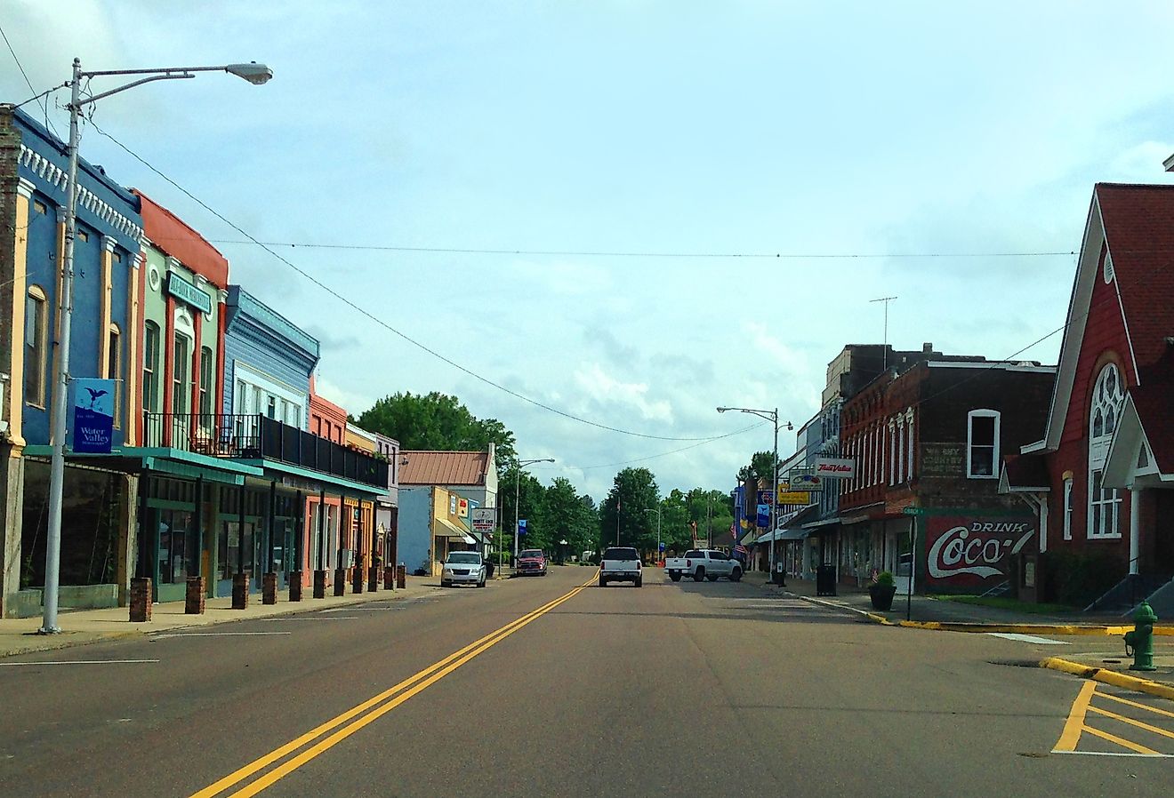 Main street in the town of Water Valley, Mississippi. Image credit Fredlyfish4 - Own work, CC BY-SA 4.0, Wikimedia Commons