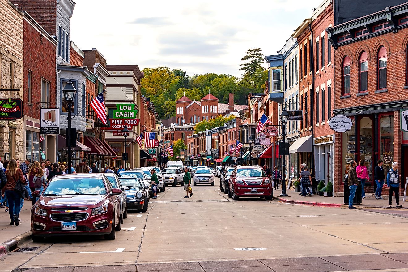 View of Main Street in historical downtown area of Galena, Illinois. Editorial credit: David S. Swierczek / Shutterstock.com.