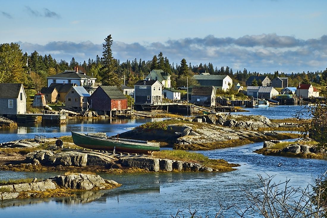 The waterfront view of the historic town of Lunenburg.