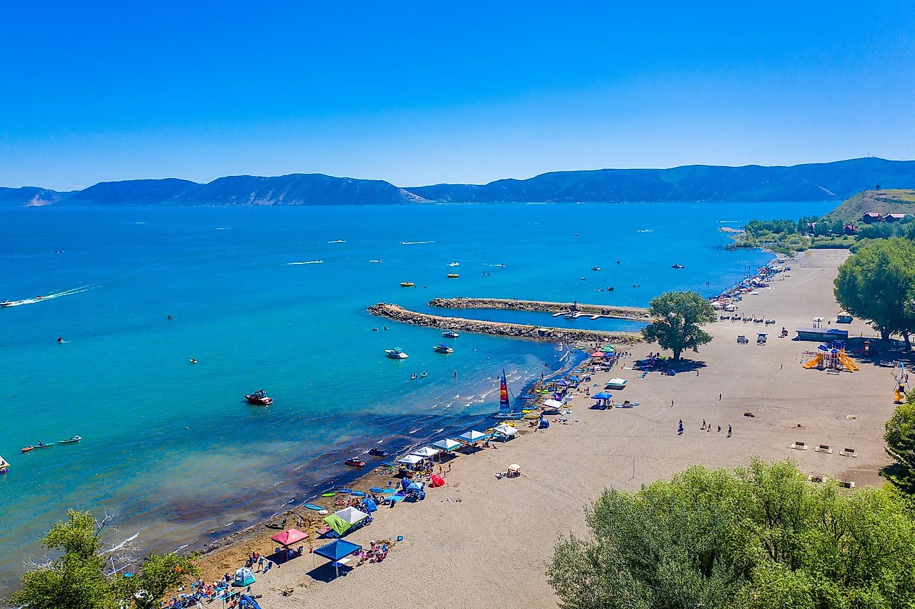 The beautiful beach of Bear Lake at Garden City, Utah.