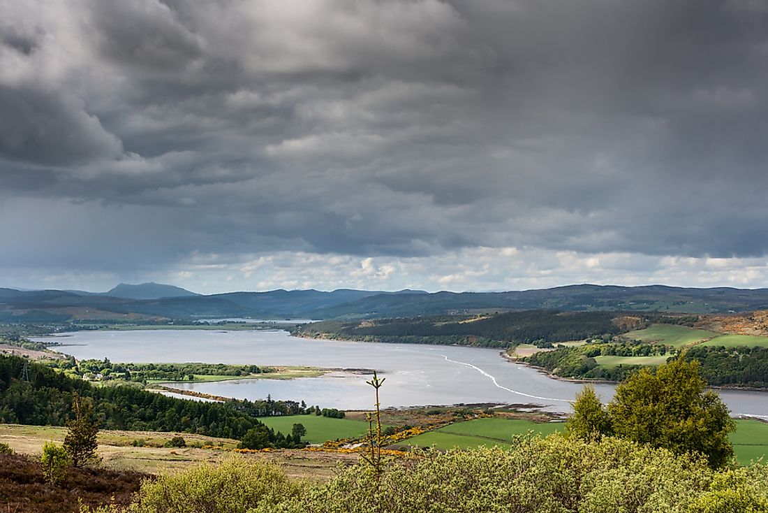 View of Dornoch Firth, Scotland. Editorial credit: Claudine Van Massenhove / Shutterstock.com