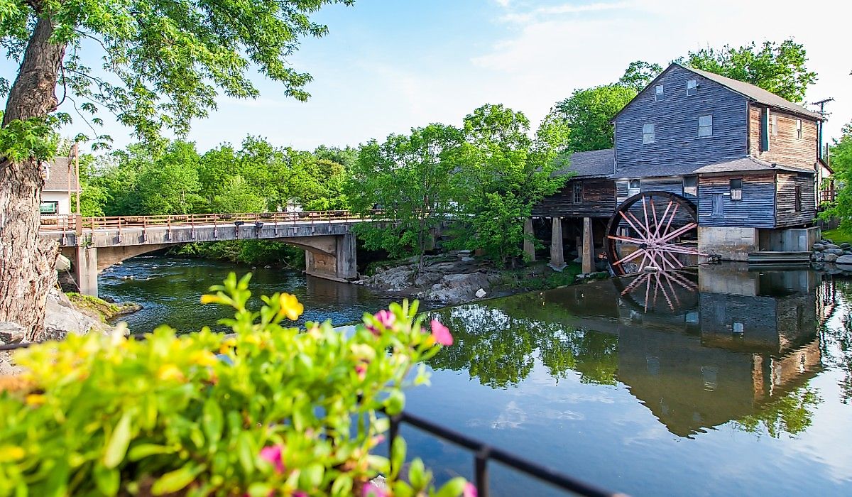 Old Mill in Pigeon Forge, Tennessee. (Image credit eakkarat rangram via Shutterstock.com)