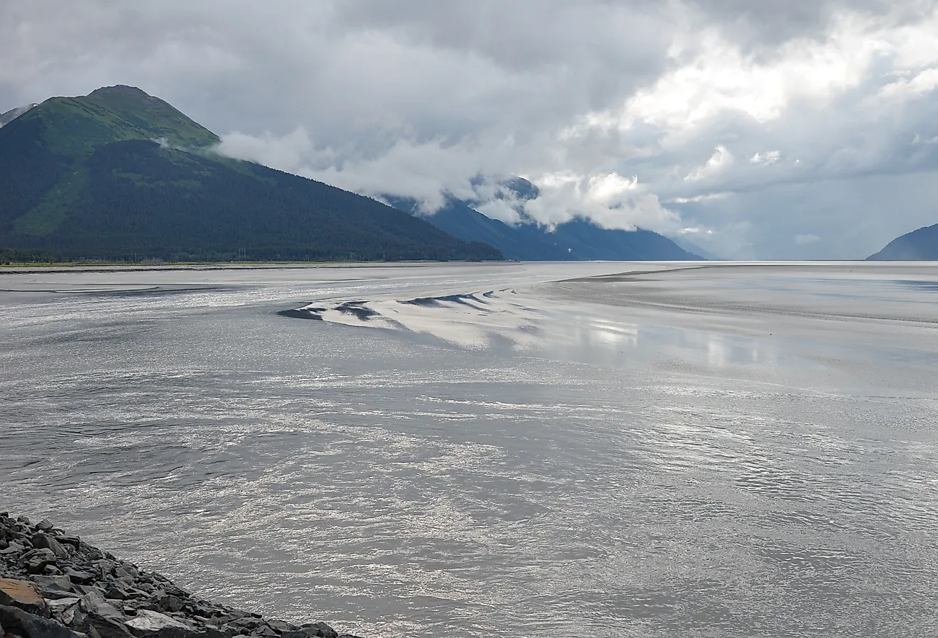 Scenic view of Turnagain Arm, from the bore tide viewing spots in Anchorage area, Alaska.