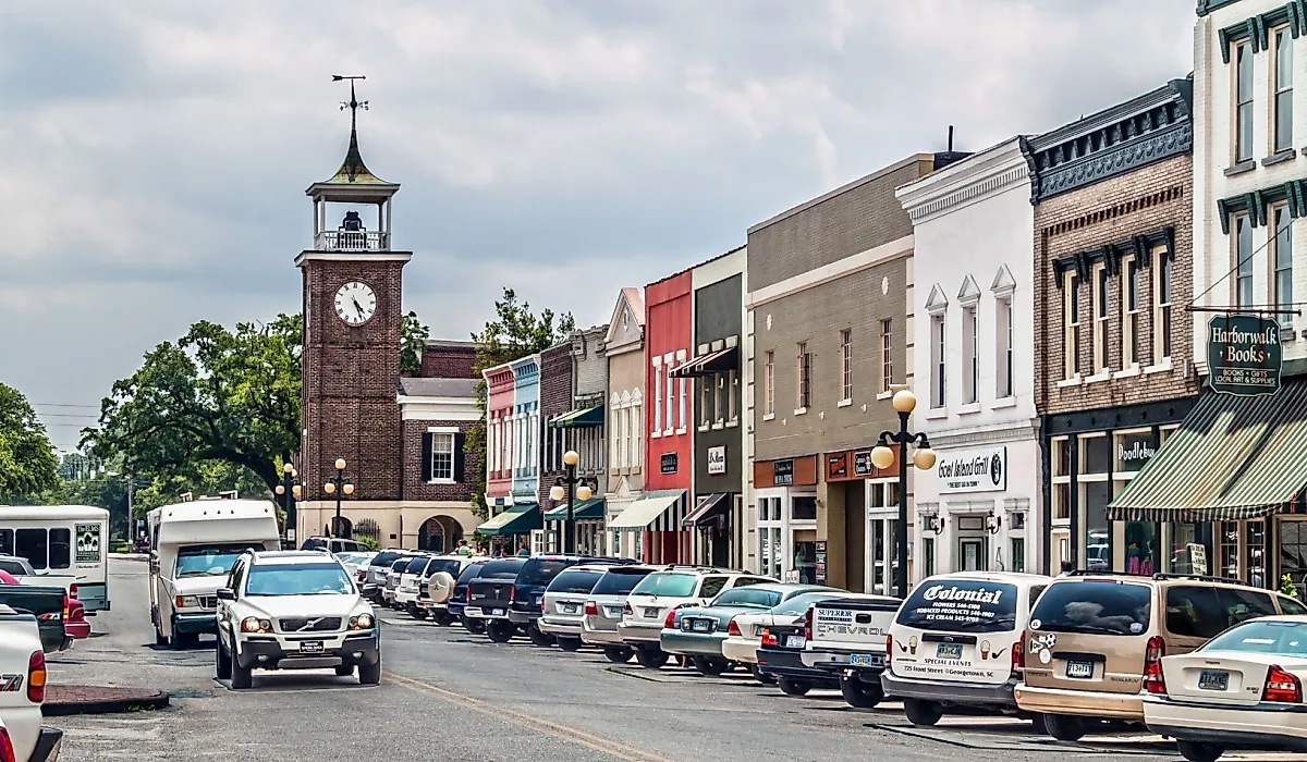 Front Street with shops and the old clock tower in Georgetown, South Carolina. Image credit Andrew F. Kazmierski via Shutterstock