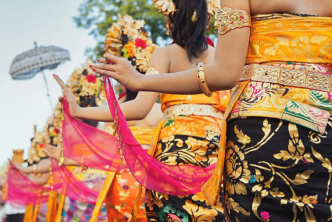 Indonesian Dresses