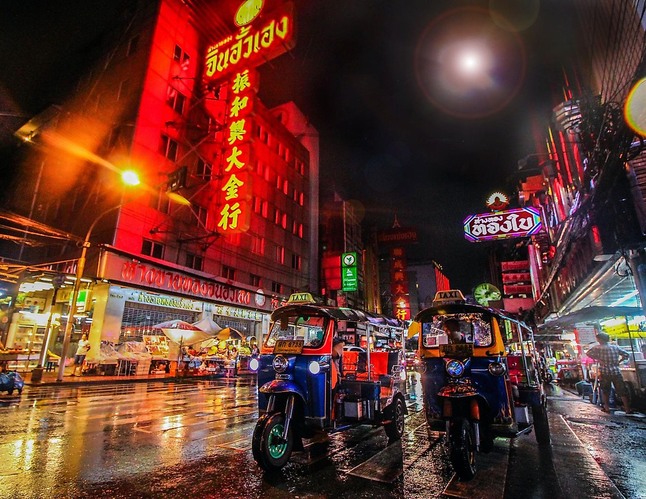 Bangkok is famous for its nightlife. Photo by Florian Wehde on Unsplash