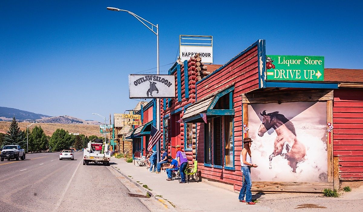Downtown Dubois, Wyoming. Image credit Sandra Foyt via Shutterstock