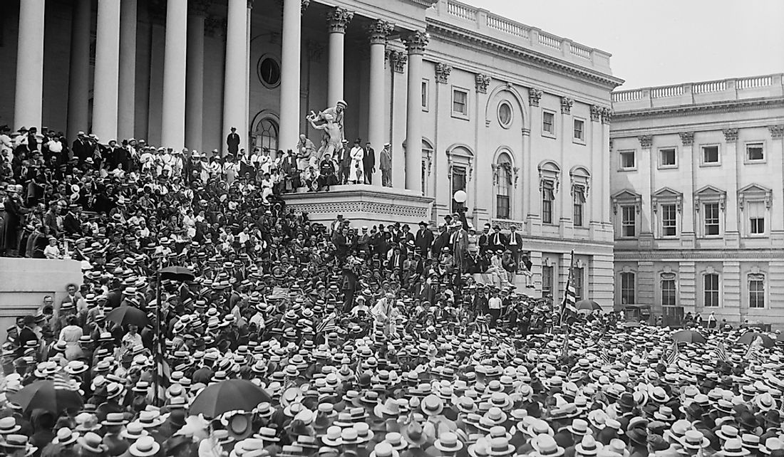 Gathering at the US Capitol in support of the exemption of beer and wine from the 18th Amendment in 1919.  Editorial credit: Everett Historical / Shutterstock.com