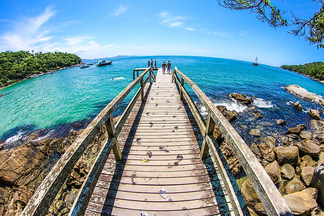 A boardwalk in Bombinhas. 