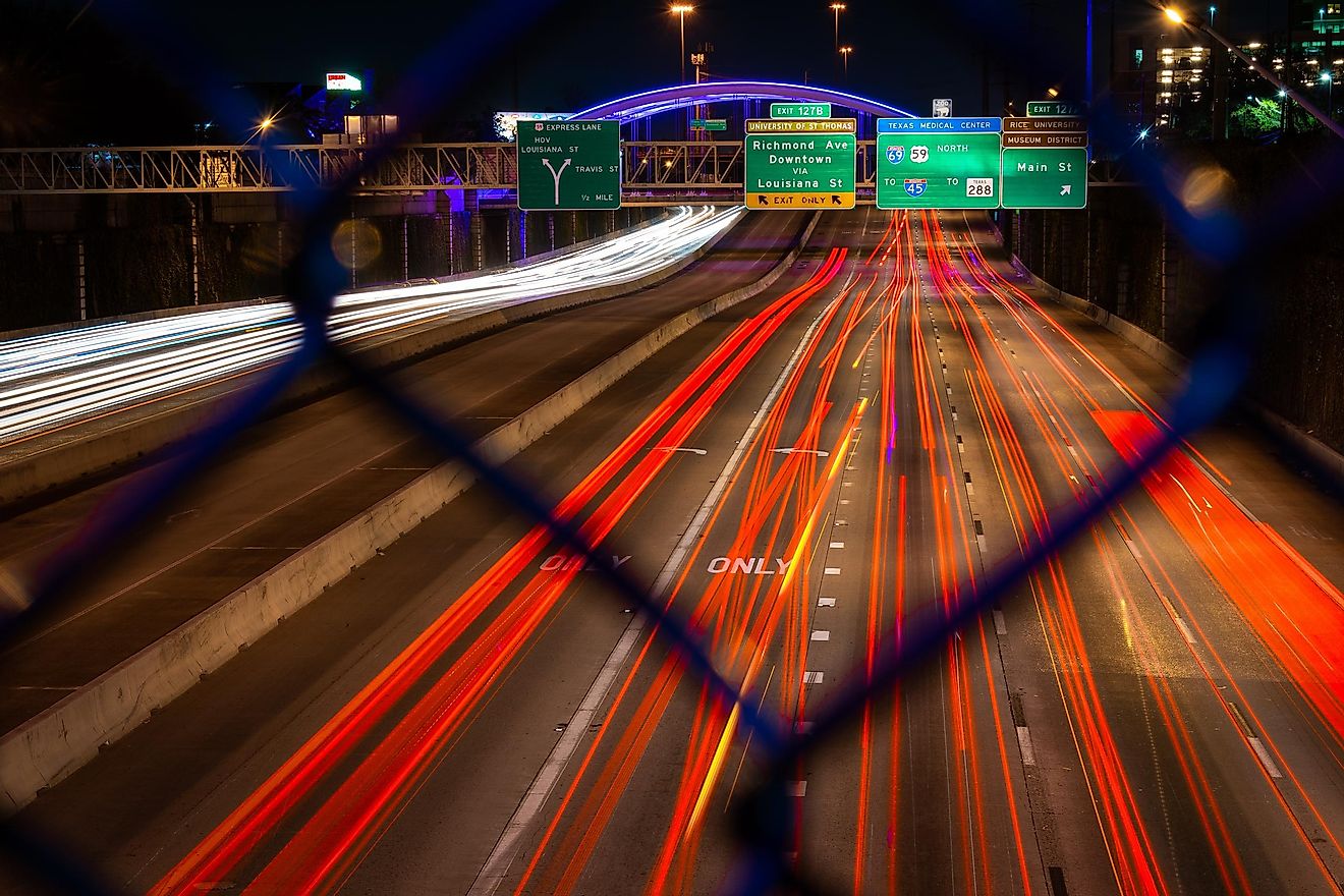 Texas has an 80-mph speed limit on highways. Photo by Manuel Velasquez on Unsplash