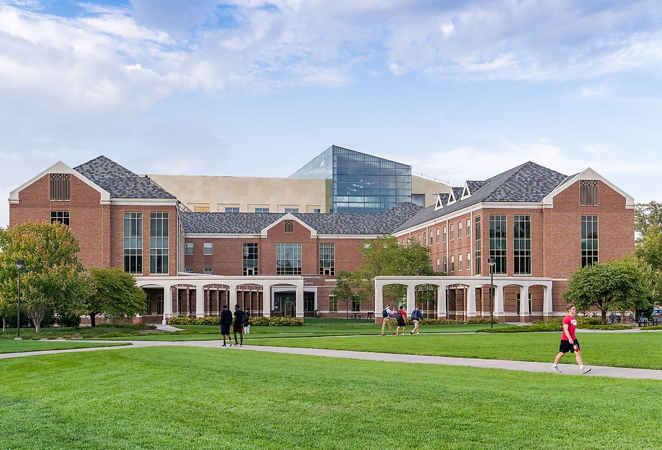 The Esther L. Kauffman Academic Residential Center on the campus of the University of Nebraska. Image credit Ken Wolter via Shutterstock.
