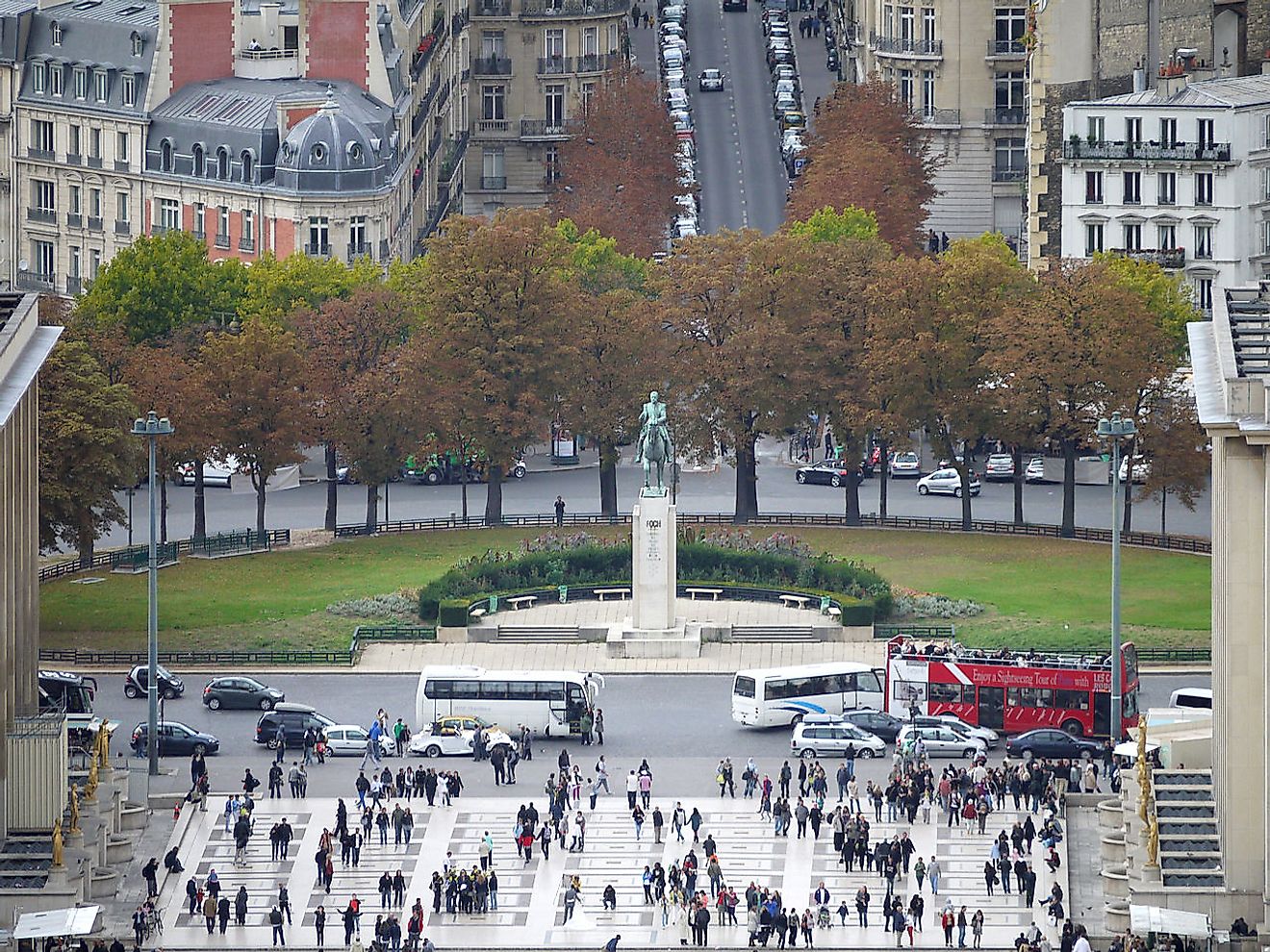 Trocadéro as seen from the Eiffel Tower, Paris. Image credit: Yortw from Auckland, New Zealand/Wikimedia.org