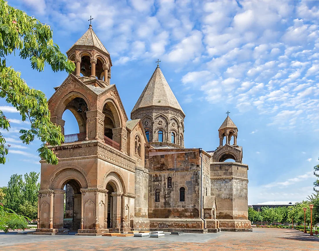 Flags, Symbols & Currency of Armenia - World Atlas