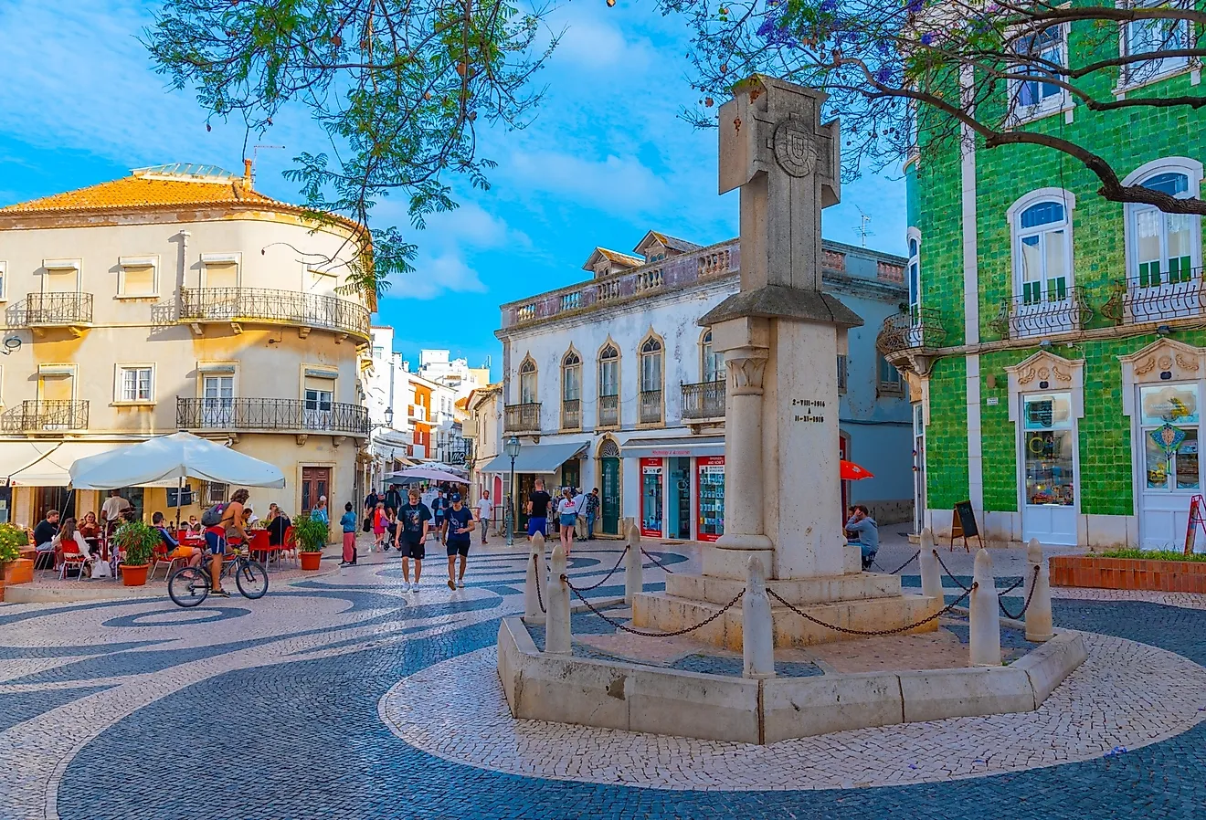 Commercial street in Lagos, Portugal. Image credit trabantos via Shutterstock