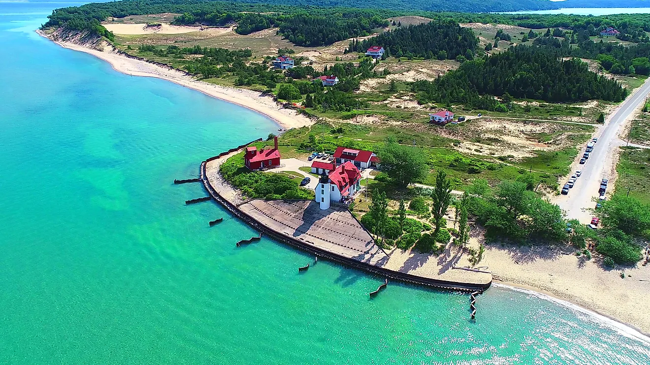 Pointe Betsie Lighthouse on Lake Michigan at Frankfort, Michigan. Image credit: Dennis MacDonald / Shutterstock.com
