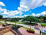 The Beau Jardin and Riverwalk in downtown Natchitoches, Louisiana. Editorial credit: VioletSkyAdventures / Shutterstock.com