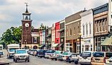 A view looking down Front Street in Georgetown, South Carolina. Image credit: Andrew F. Kazmierski / Shutterstock.com.