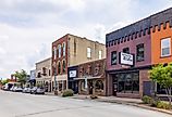 The old business district on Jefferson Avenue in Effingham. Image credit Roberto Galan via Shutterstock.