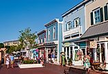 Tourists walk through Washington Street Mall, lined with boutiques, eateries and shops in Cape May, New Jersey. Image by JWCohen via Shutterstock.