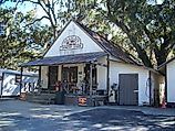 Bradley's Country Store in Tallahassee, Florida. Image credit Ebyabe, CC BY-SA 3.0 , via Wikimedia Commons