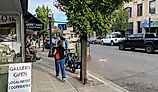 Art and cocktails in downtown Hood River. Photo: Andrew Douglas