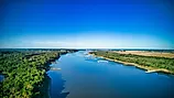The Mississippi River Port showing the longest stretch without a bridge down. Credit: Wirestock Creators/ Shutterstock.com