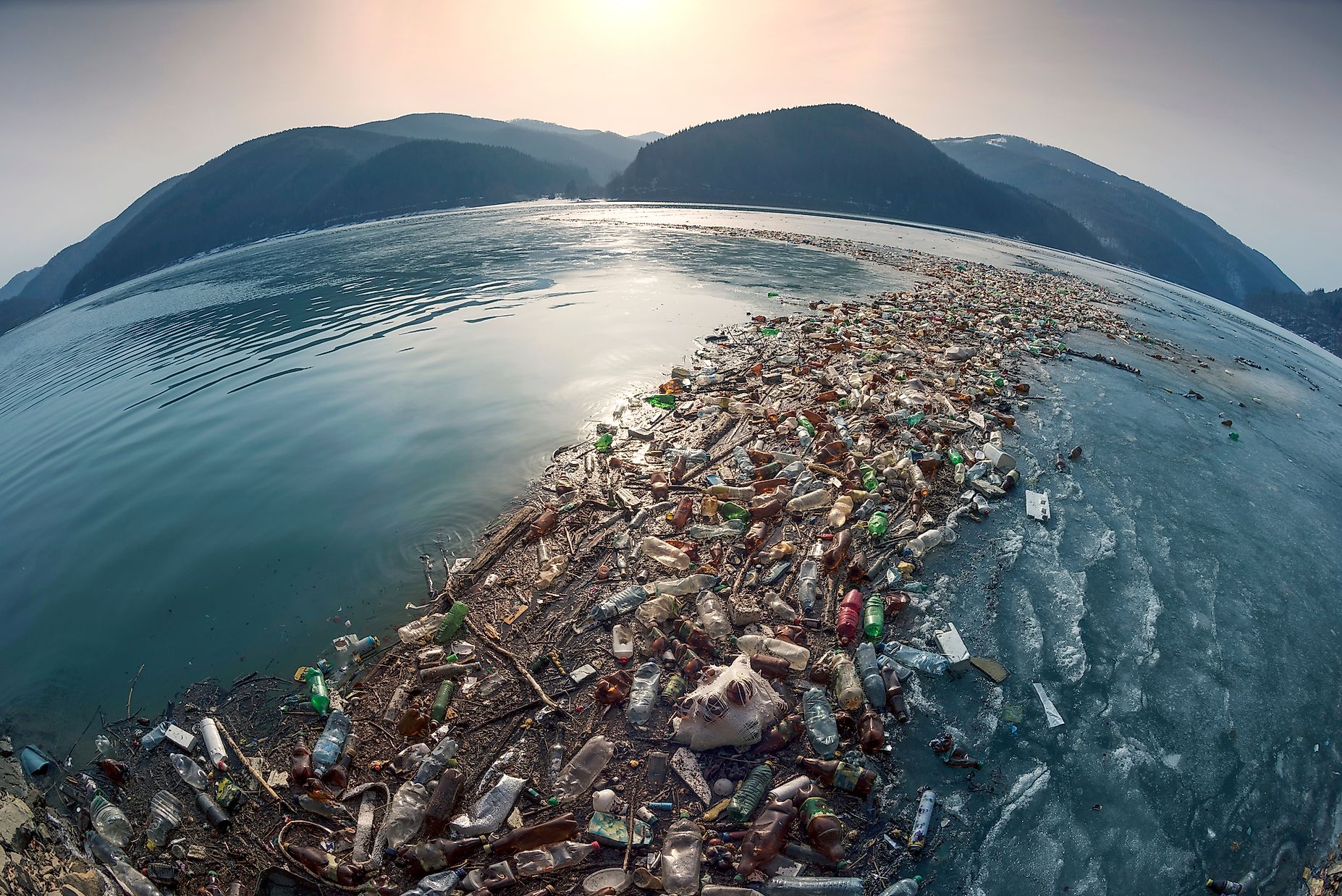 The Causes And Effects Of Ocean Pollution - WorldAtlas The Causes And Effects Of Ocean Pollution - WorldAtlas