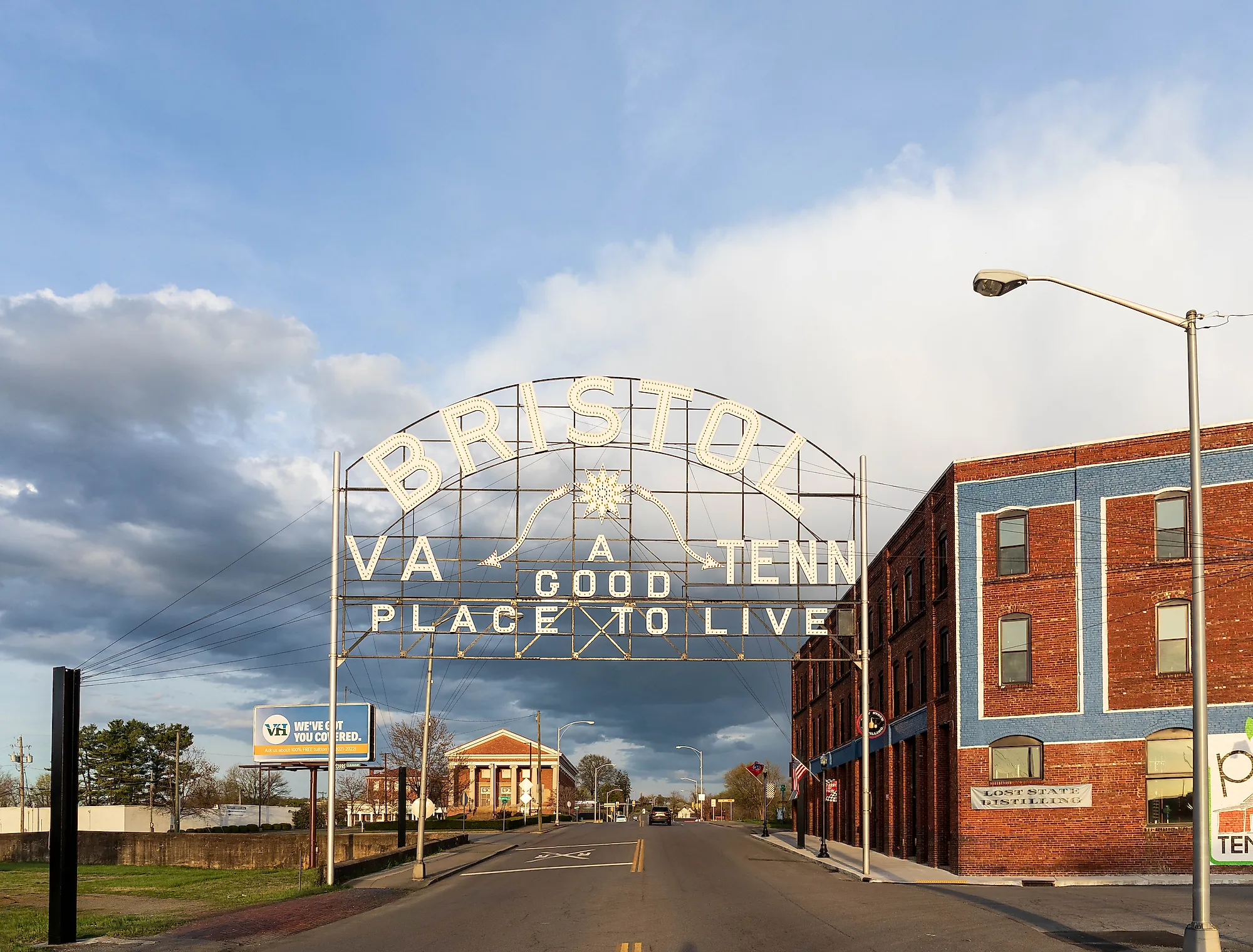 Bristol, Virginia, image size:2000x1520