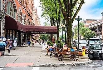 Street scene from historic Saratoga Springs, New York. Image credit Little Vignettes Photo via Shutterstock