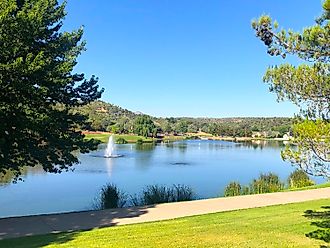 Green Valley Lake in Payson, Arizona. Image credit: Richard N Horne via Wikimedia Commons.