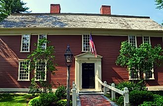 The Colonial-era 1716 Wayside Inn, immortalised by Henry Wadsworth Longfellow in "Tales of the Wayside Inn", still provides lodging and fine dining to travelers as the oldest hotel still running in America. Editorial credit: LEE SNIDER PHOTO IMAGES / Shut