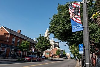 street view in St. Clairsville, Ohio, via Jacqueline Nix / iStock.com
